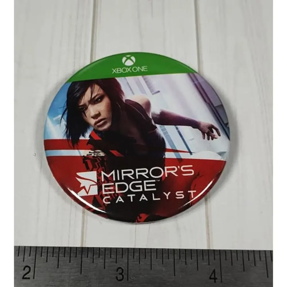 Mirrors Edge Catalyst Promo Pin Pinback Button XBox One Video Game